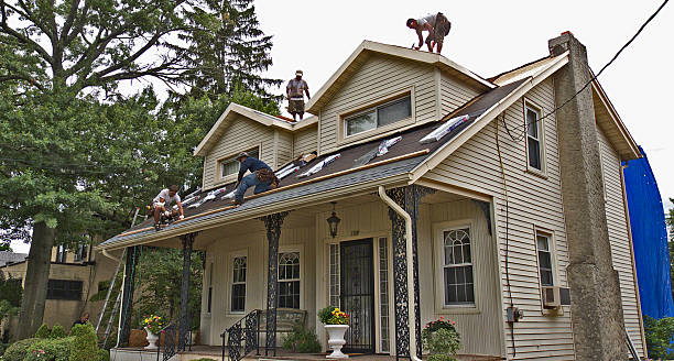 Quick and Trustworthy Emergency Roof Repair Services in West Bay Shore, NY